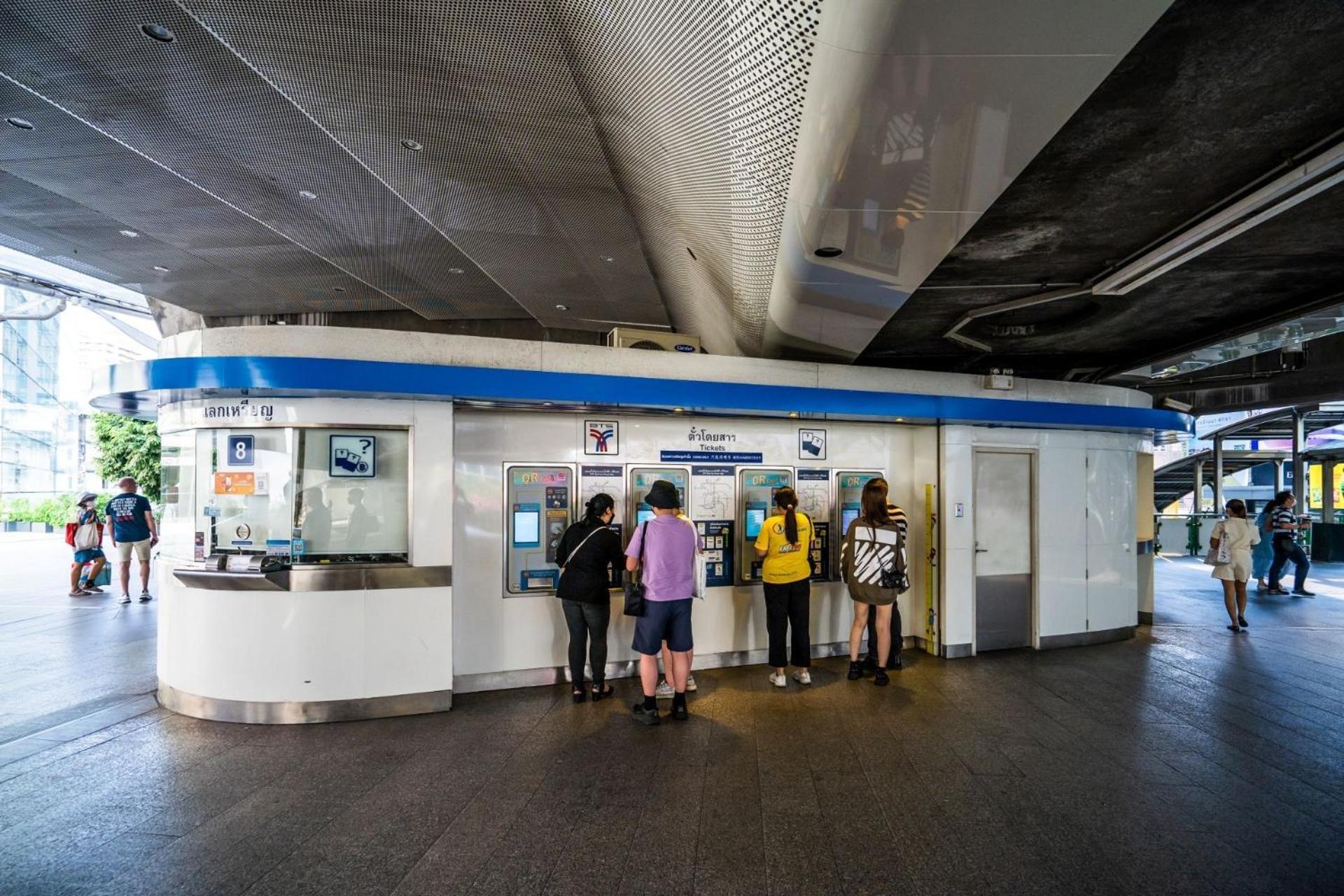 Go Inn Silom โกอินน์ สีลม - สถานีรถไฟฟ้าเซนต์หลุยส์ Bangkok Esterno foto